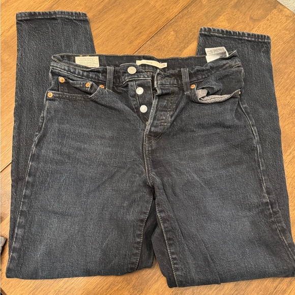 Levi’s wedgie jeans - Picture 3 of 6